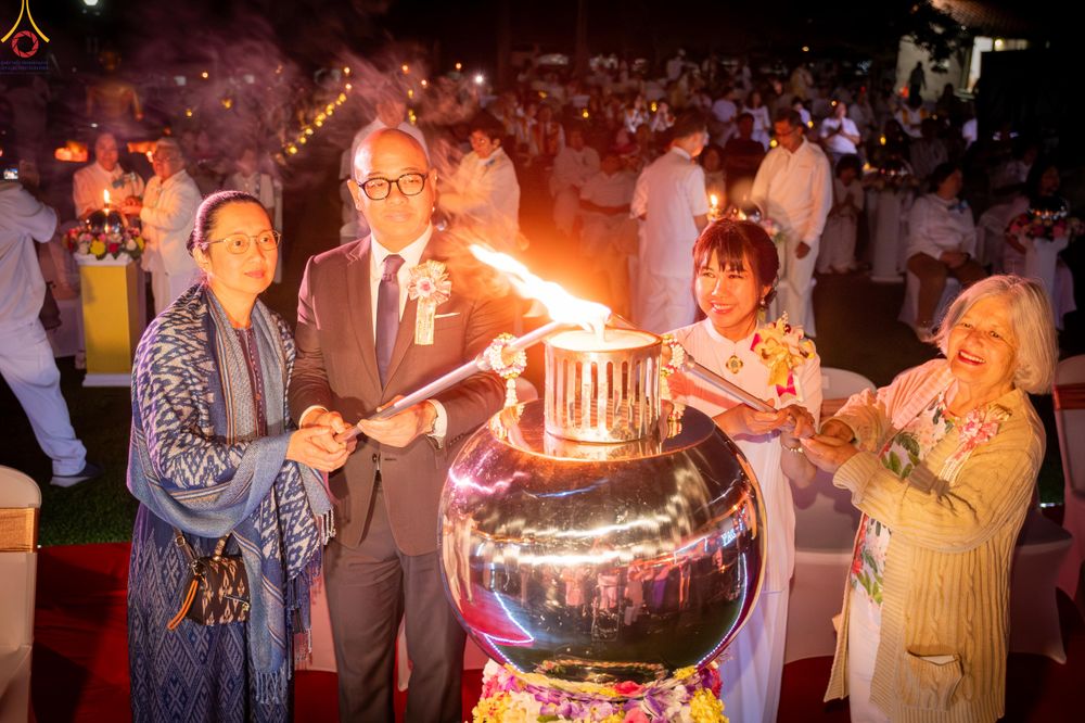 ภาพ No.333053:วันอาทิตย์ที่ 31 พฤษภาคม พ.ศ. 2569 วันวิสาขบูชา ณ วัดพระธรรมกายแคลิฟอร์เนีย  ประเทศสหรัฐอเมริกา