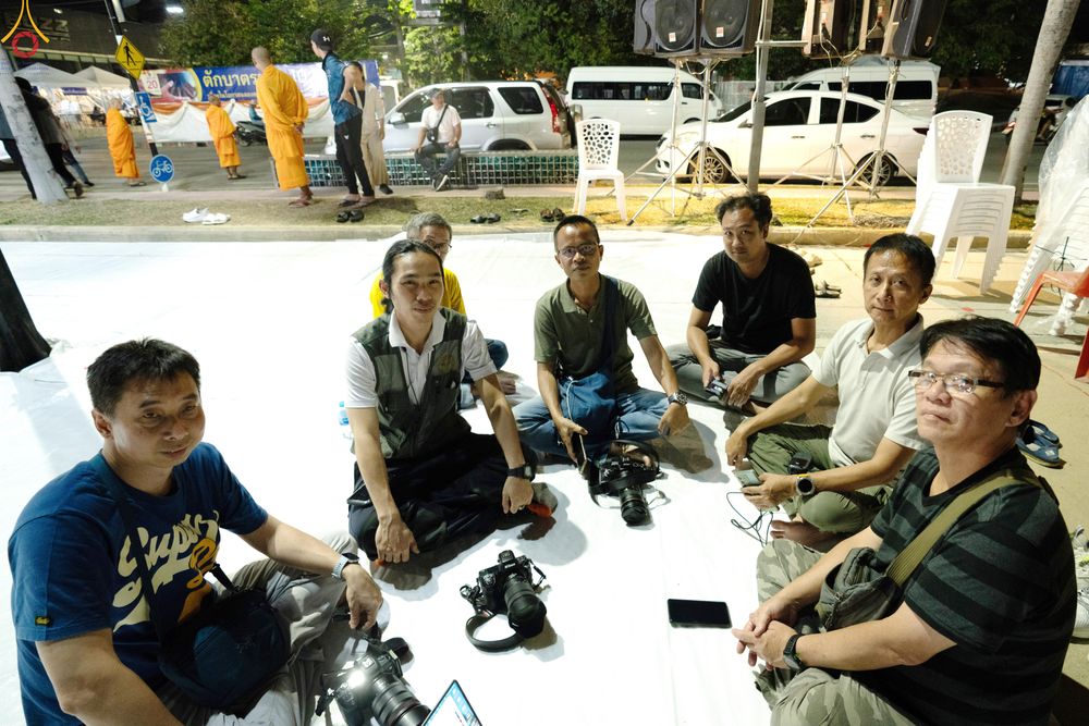 ภาพ No.282515:วันที่ 19 -20 ธันวาคม พ.ศ.2568 เบื้องหลังความสำเร็จ ของการจัดงานตักบาตร พระ 10,000 รูป Skywalk กาญจนบุรี