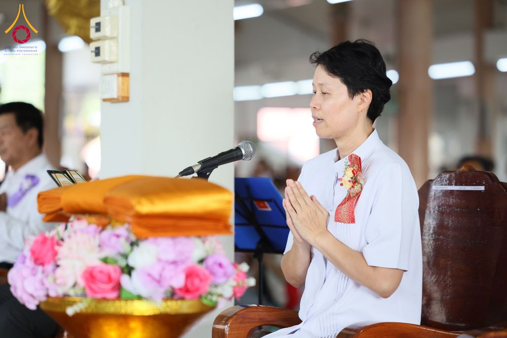 ภาพ No.300357:วันที่ 22 มกราคม พ.ศ. 2569 พิธีทอดผ้าป่าทำนุบำรุงศาสนสถาน ณ วัดรางกำหยาด ต.บางภาษี อ.บางเลน จ.นครปฐม ในโครงการธรรมยาตรา กตัญญูบูชา มหาปูชนียาจารย์ พระมงคลเทพมุนี(สด จนฺทสโร) พระผู้ปราบมาร อนุสรณ์สถาน 7 แห่ง ปีที่ 14