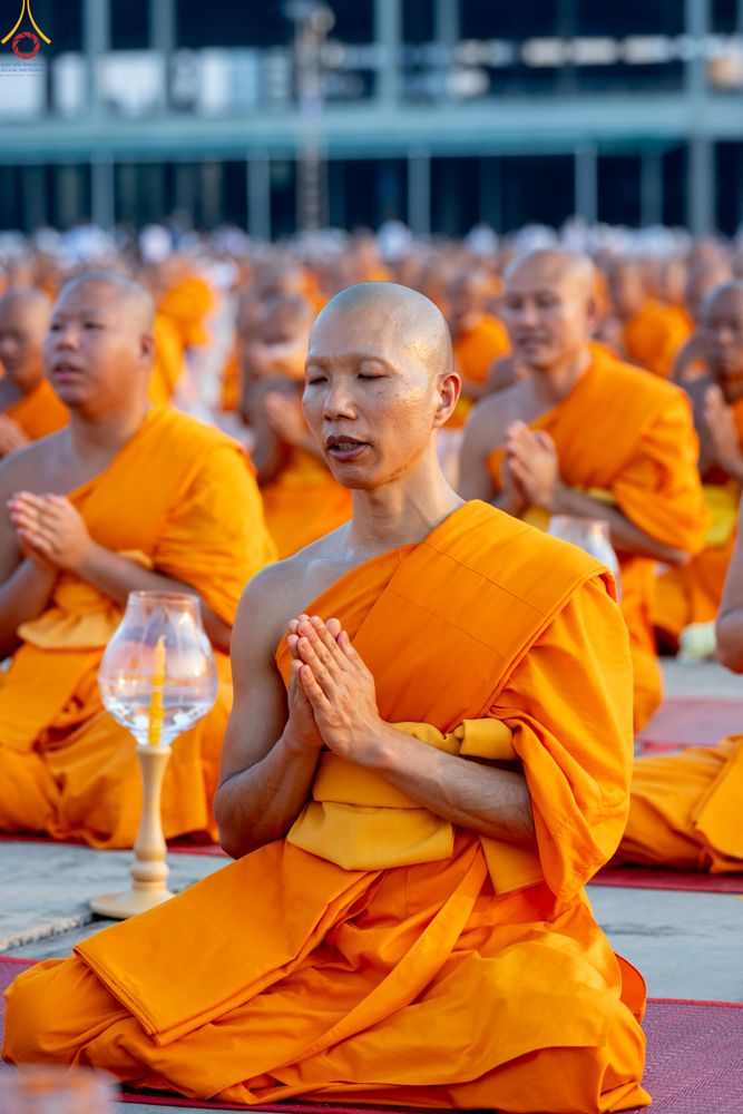 ภาพ No.307716:วันที่ 31 มกราคม พ.ศ. 2569 พิธีจุดประทีปธรรมถวายเป็นพุทธบูชา  และบูชาธรรมมหาปูชนียาจารย์ (ภาพชุดที่ 2) ณ วัดพระธรรมกาย ปทุมธานี ในโครงการธรรมยาตรา กตัญญูบูชา มหาปูชนียาจารย์ พระมงคลเทพมุนี(สด จนฺทสโร) พระผู้ปราบมาร อนุสรณ์สถาน 7 แห่ง ปีที่ 14