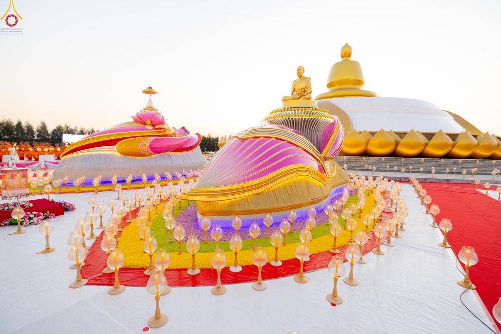 ภาพ No.302186:วันที่ 23 มกราคม พ.ศ. 2569 พิธีจุดประทีปธรรมถวายเป็นพุทธบูชา (ภาพชุดที่ 2) และบูชาธรรมมหาปูชนียาจารย์  ณ อนุสรณ์สถานลำดับที่ 5 สถานที่เผยแผ่วิชชาธรรมกายครั้งแรก อนุสรณ์สถานบางปลา วัดบางปลา อำเภอบางเลน จังหวัดนครปฐม ในโครงการธรรมยาตรา กตัญญูบูชา มหาปูชนีย