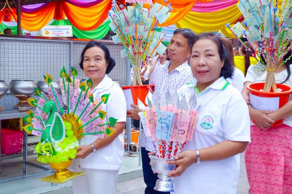 ภาพ No.256082:วันที่ 8 ตุลาคม พ.ศ. 2568 พิธีทอดกฐินสามัคคีทั่วไทย 30,000 วัด โดยคณะศิษยานุศิษย์ บูชาธรรม 81 ปี หลวงพ่อธัมมชโย ณ วัดหนามแดง อ.บางพลี จ.สมุทรปราการ