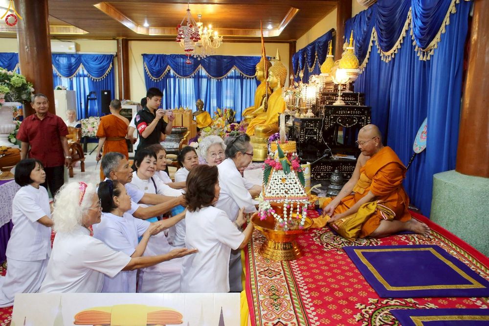 ภาพ No.258626:วันที่ 19 ตุลาคม พ.ศ. 2568 พิธีทอดกฐินสามัคคีทั่วไทย 30,000 วัด โดยคณะศิษยานุศิษย์ บูชาธรรม 81 ปี หลวงพ่อธัมมชโย ณ วัดปุรณาวาส เขตทวีวัฒนา กรุงเทพฯ