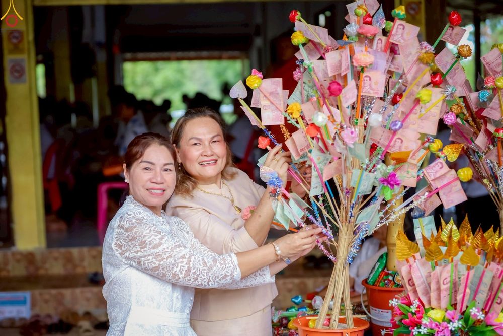 ภาพ No.255331:วันที่ 13 ตุลาคม พ.ศ. 2568 พิธีทอดกฐินสามัคคีทั่วไทย 30,000 วัด โดยคณะศิษยานุศิษย์ บูชาธรรม 81 ปี หลวงพ่อธัมมชโย ณ วัดมิ่งฟ้าคุณจักร ต.หนองกระท้าว อ.นครไทย จ.พิษณุโลก