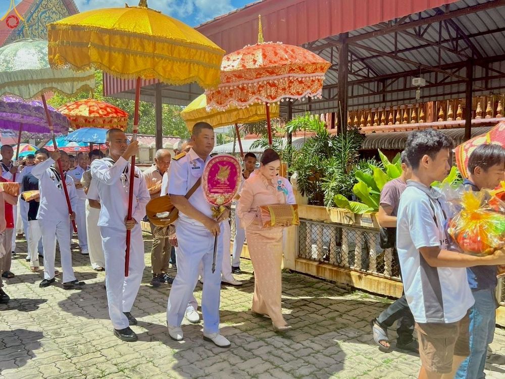 ภาพ No.253382:วันที่ 12 ตุลาคม พ.ศ. 2568 พิธีทอดกฐินสามัคคีทั่วไทย 30,000 วัด โดยคณะศิษยานุศิษย์ บูชาธรรม 81 ปี หลวงพ่อธัมมชโย ณ วัดแจ่มราษฎร์ศรัทธาธรรม(สีล้ง) ต.คลองด่าน อ.บางบ่อ จ.สมุทรปราการ