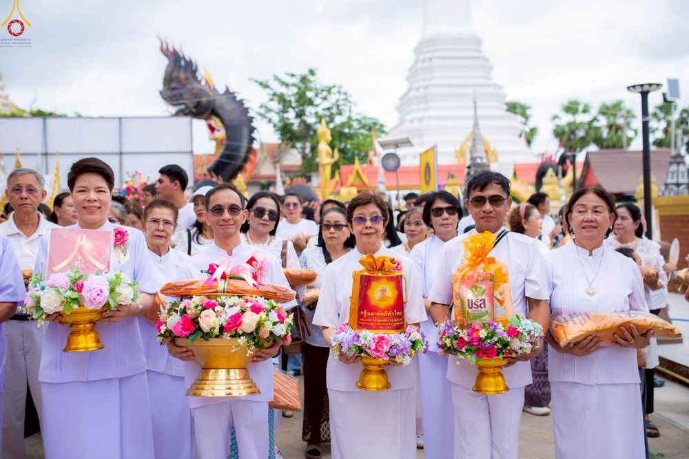 ภาพ No.271751:วันที่ 1 พฤศจิกายน พ.ศ. 2568 พิธีทอดกฐินสามัคคีทั่วไทย ณ วัดลาดทราย อ.วังน้อย จ.พระนครศรีอยุธยา โดยคณะศิษยานุศิษย์ บูชาธรรม 81 ปี หลวงพ่อธัมมชโย