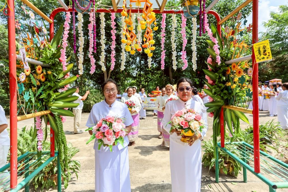 ภาพ No.262908:วันที่ 22 ตุลาคม พ.ศ. 2568 พิธีทอดกฐินสามัคคีทั่วไทย 30,000 วัด โดยคณะศิษยานุศิษย์ บูชาธรรม 81 ปี หลวงพ่อธัมมชโย ณ ธุดงคสถานทรงธรรมกำแพงเพชร ต.ทรงธรรม อ.เมือง จ.กำแพงเพชร