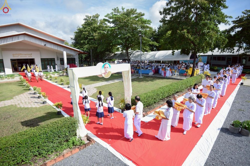 ภาพ No.241258:วันอาทิตย์ที่ 24 สิงหาคม พ.ศ.2568 พิธีปฐมผ้าป่าสถาปนาองค์พระเจดีย์เพื่อสร้างสันติภาพโลก พิธีไถ่ชีวิตโค สร้างมหากุศลด้วยการให้ชีวิตสัตว์เป็นทาน ณ ศูนย์ปฏิบัติธรรมสระบุรี อ.พระพุทธบาท จ.สระบุรี