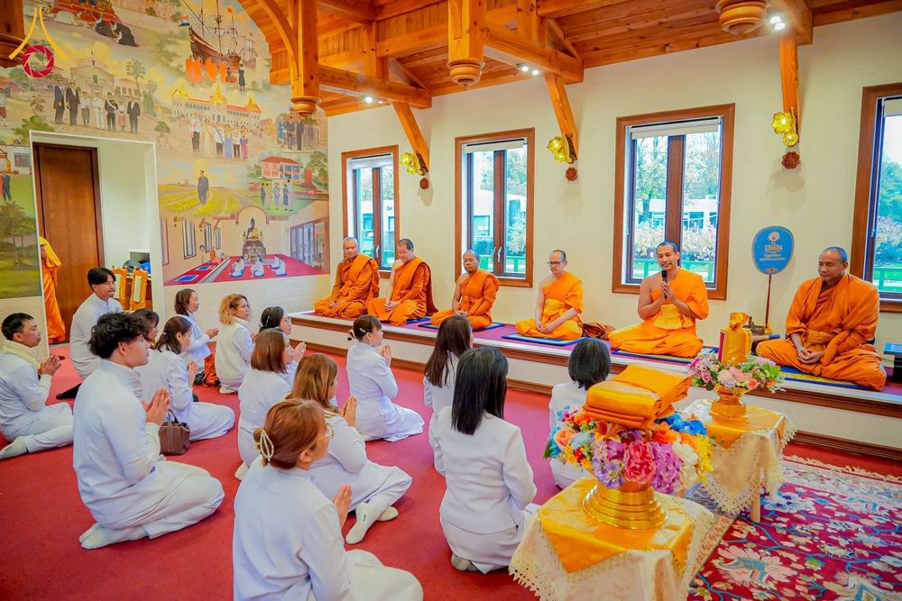 ภาพ No.274141:วันอาทิตย์ที่ 2 พฤศจิกายน พ.ศ. 2568  คณะศิษยานุศิษย์วัดพระธรรมกาย ประเทศเนเธอร์แลนด์ ได้ถวายกฐินสมทบวัดต่างประเทศ ณ วัดพุทธวิหาร อัมสเตอร์ดัม ประเทศเนเธอร์แลนด์