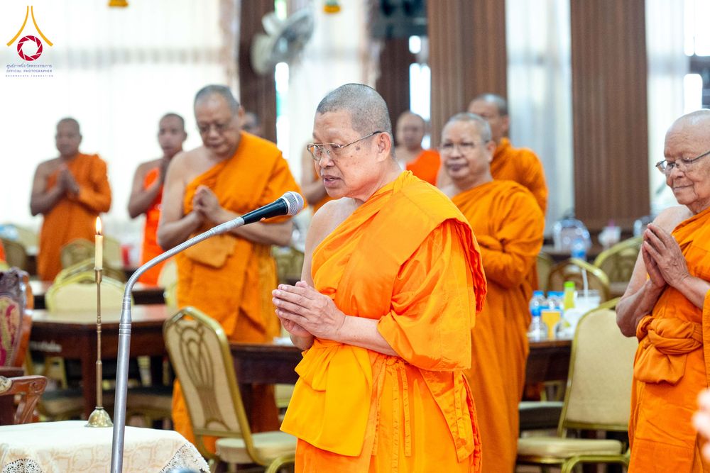 ภาพ No.313701:วันที่ 9 มีนาคม พ.ศ. 2569 การตรวจข้อสอบประโยคบาลีสนามหลวง พ.ศ.2569 ชั้นประโยค 1-2 ถึง ประโยค ป.ธ.9 ณ ศาลาอบรมสงฆ์ วัดสามพระยา เขตพระนคร กรุงเทพมหานคร