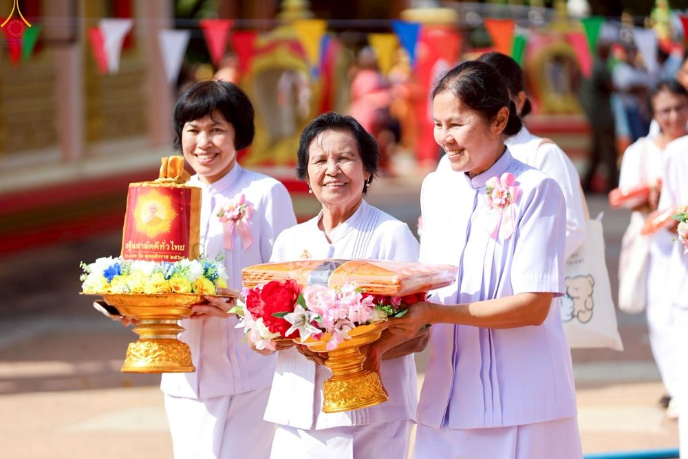 ภาพ No.250856:วันพุธที่ 8 ตุลาคม พ.ศ. 2568 พิธีทอดกฐินสามัคคีทั่วไทย 30,000 วัด โดยคณะศิษยานุศิษย์ บูชาธรรม 81 ปี หลวงพ่อธัมมชโย ณ วัดวังวน อ.พรหมพิราม จ.พิษณุโลก