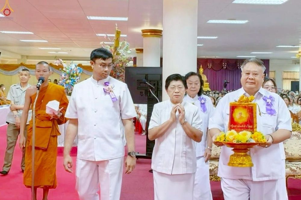 ภาพ No.265143:วันที่ 19 ตุลาคม พ.ศ. 2568 พิธีทอดกฐินสามัคคีทั่วไทย วัดศิริพงษ์ธรรมนิมิต แขวงท่าแร้ง เขตบางเขน กรุงเทพมหานคร โดยคณะศิษยานุศิษย์ บูชาธรรม 81 ปี หลวงพ่อธัมมชโย