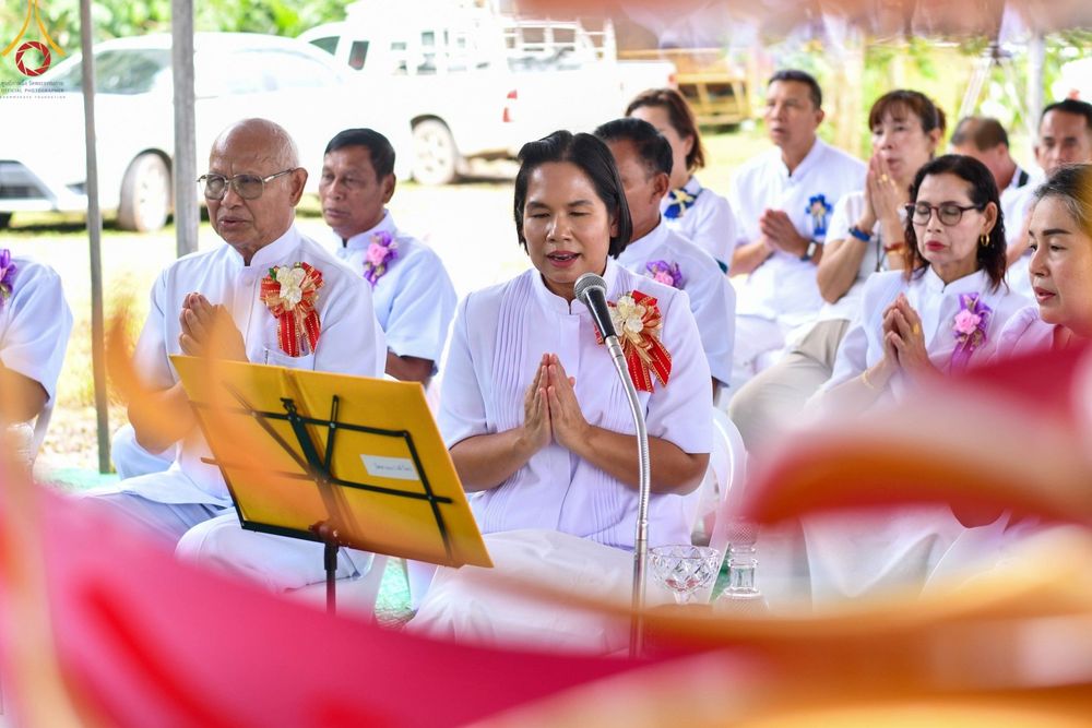 ภาพ No.100499:พิธีทอดกฐินสามัคคี สร้างหอฉันคุณยายอาจารย์ มหารัตนอุบาสิกา จันทร์ ขนนกยูง ณ ศูนย์ปฏิบัติธรรมนานาชาติสะเดา จ.สงขลา วันที่ 25 พฤศจิกายน พ.ศ. 2566