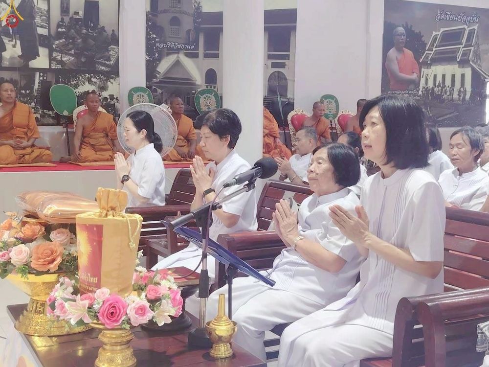 ภาพ No.268884:วันที่ 12 ตุลาคม พ.ศ. 2568 พิธีทอดกฐินสามัคคีทั่วไทย ณ วัดเขียน อ.เมืองนนทบุรี จ.นนทบุรี โดยคณะศิษยานุศิษย์ บูชาธรรม 81 ปี หลวงพ่อธัมมชโย