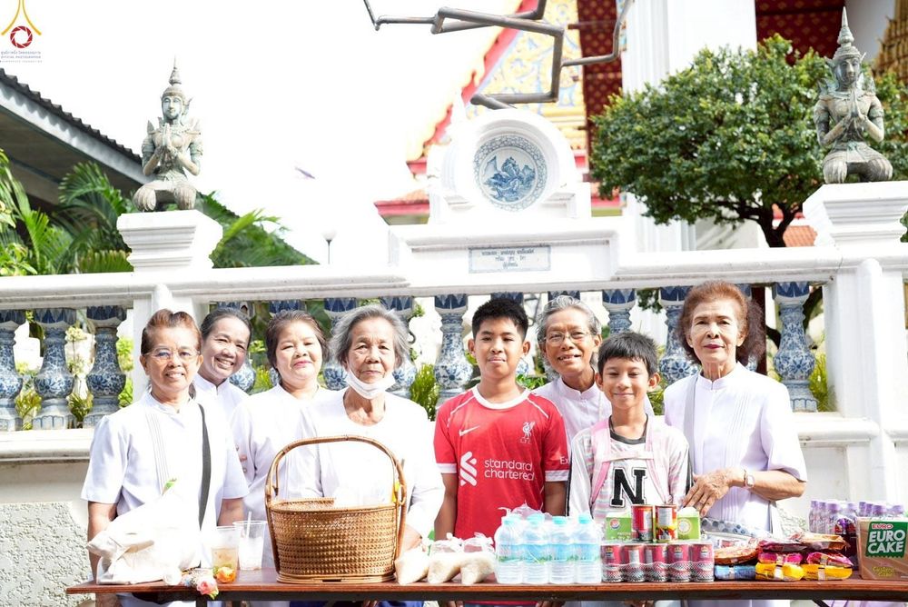 ภาพ No.250184:วันพุธที่ 8 ตุลาคม พ.ศ. 2568 พิธีทอดกฐินสามัคคีทั่วไทย 30,000 วัด โดยคณะศิษยานุศิษย์ บูชาธรรม 81 ปี หลวงพ่อธัมมชโย ณ วัดคลองเตยใน กรุงเทพฯ