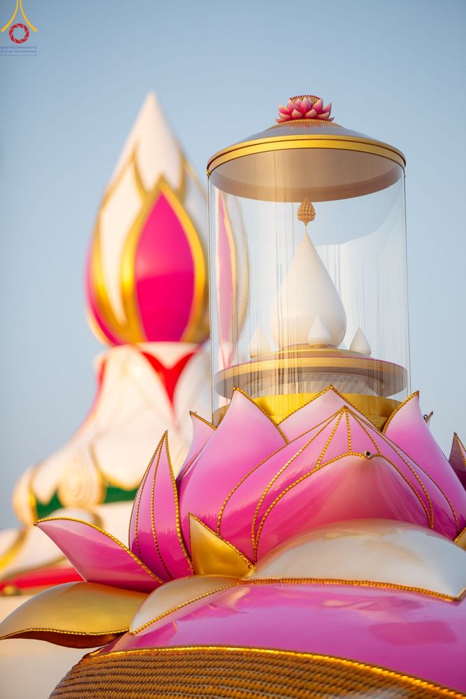 ภาพ No.109770:พิธีจุดประทีปถวายเป็นพุทธบูชา และบูชาธรรมมหาปูชนียาจารย์ วันที่ 10 มกราคม พ.ศ. 2567 ณ อนุสรณ์สถานคลองบางนางแท่น อ.สามพราน จ.นครปฐม
