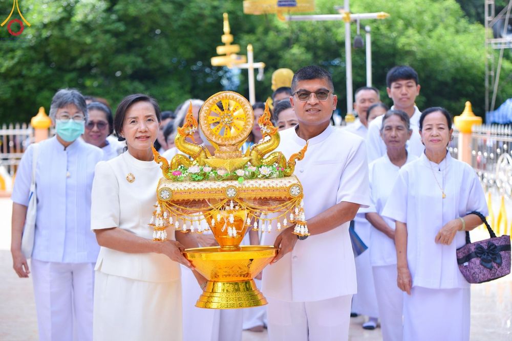ภาพ No.163354:โครงการกฐินสามัคคีทั่วไทย 30,000 วัด บูชาธรรม 80 ปี หลวงพ่อธัมมชโย โดย คณะศิษยานุศิษย์วัดพระธรรมกาย ณ วัดหนองกระโดน อ.เมือง จ.นครปฐม วันที่ 19 ตุลาคม พ.ศ. 2567