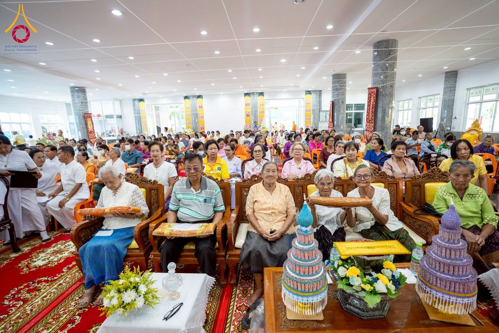 ภาพ No.251360:วันที่ 11 ตุลาคม พ.ศ. 2568 พิธีทอดกฐินสามัคคีทั่วไทย 30,000 วัด โดยคณะศิษยานุศิษย์ บูชาธรรม 81 ปี หลวงพ่อธัมมชโย ณ วัดท่ามะยม นครราชสีมา