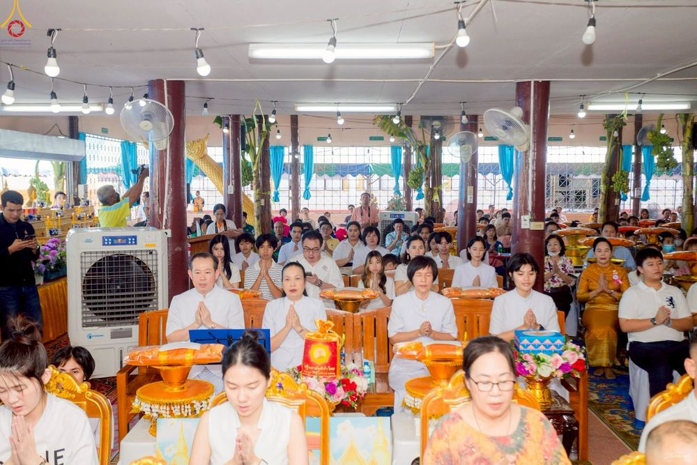 ภาพ No.258011:วันที่ 18 ตุลาคม พ.ศ. 2568 พิธีทอดกฐินสามัคคีทั่วไทย 30,000 วัด โดยคณะศิษยานุศิษย์ บูชาธรรม 81 ปี หลวงพ่อธัมมชโย ณ วัดสามง่าม อ.ดอนตูม จ.นครปฐม