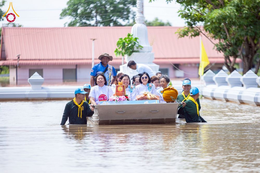 ภาพ No.274322:วันที่ 5 พฤศจิกายน พ.ศ. 2568 พิธีทอดกฐินสามัคคีทั่วไทย ณ วัดบันไดช้าง จ.พระนครศรีอยุธยา โดยคณะศิษยานุศิษย์ บูชาธรรม 81 ปี หลวงพ่อธัมมชโย