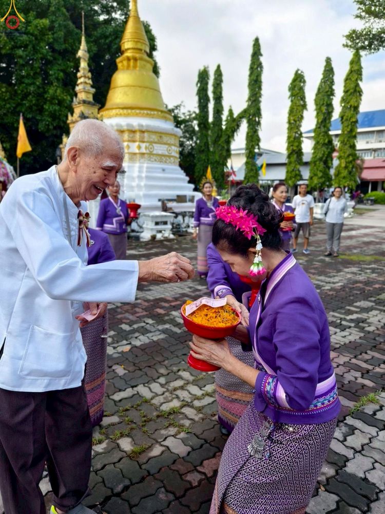 ภาพ No.258494:วันที่ 19 ตุลาคม พ.ศ. 2568 พิธีทอดกฐินสามัคคีทั่วไทย 30,000 วัด โดยคณะศิษยานุศิษย์ บูชาธรรม 81 ปี หลวงพ่อธัมมชโย ณ วัดศรีชุม อ.เมือง จ.ลำปาง