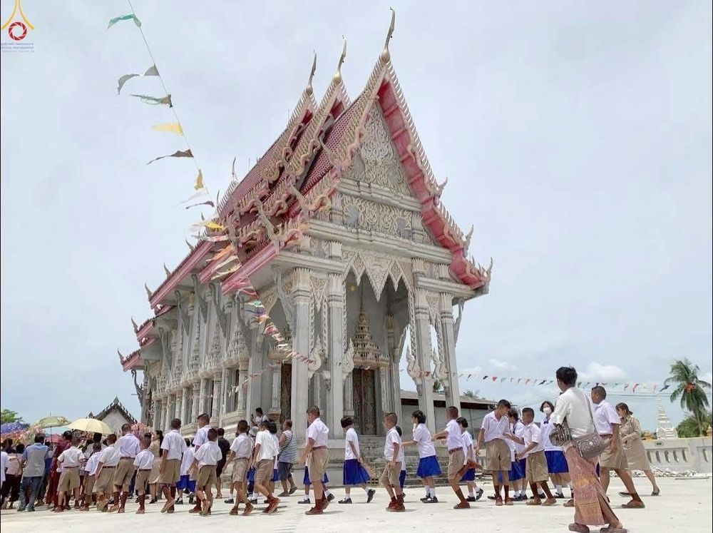 ภาพ No.265456:วันที่ 25 ตุลาคม พ.ศ. 2568 พิธีทอดกฐินสามัคคีทั่วไทย ณ วัดผักกูด ระโนด จ.สงขลา โดยคณะศิษยานุศิษย์ บูชาธรรม 81 ปี หลวงพ่อธัมมชโย