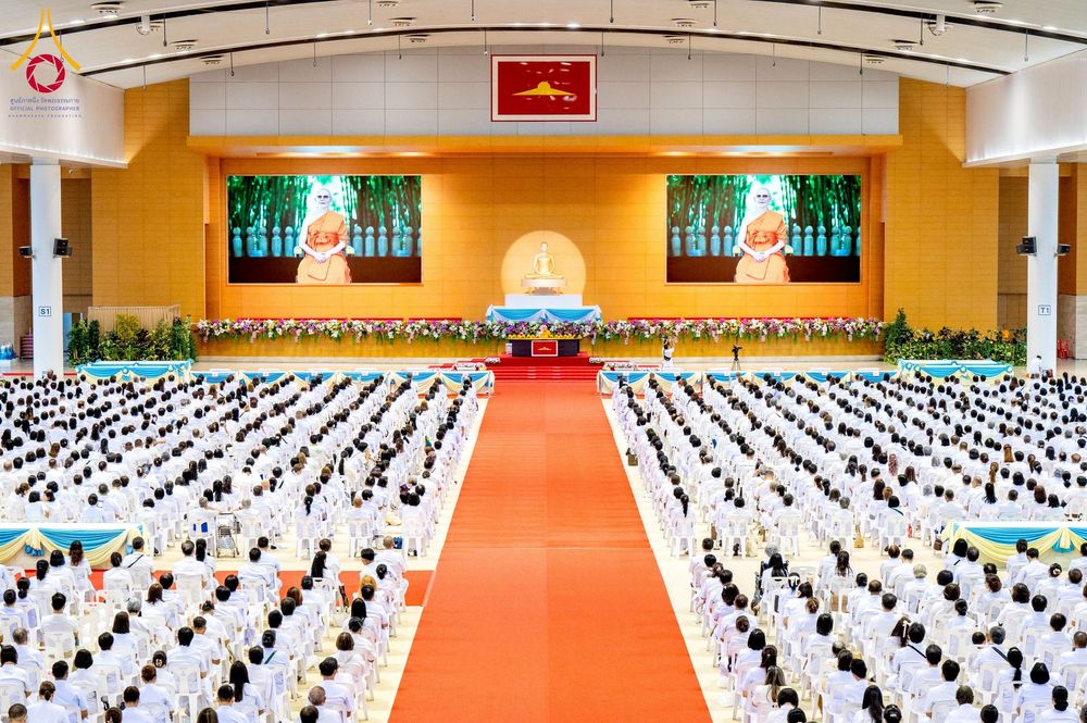 ภาพ No.259785:วันอาทิตย์ที่ 5 ตุลาคม พ.ศ. 2568 สัมมนาพิเศษ "จากกฐินวัดพระธรรมกาย สู่กฐินทั่วไทย 30,000 วัด" ณ สภาธรรมกายสากล วัดพระธรรมกาย