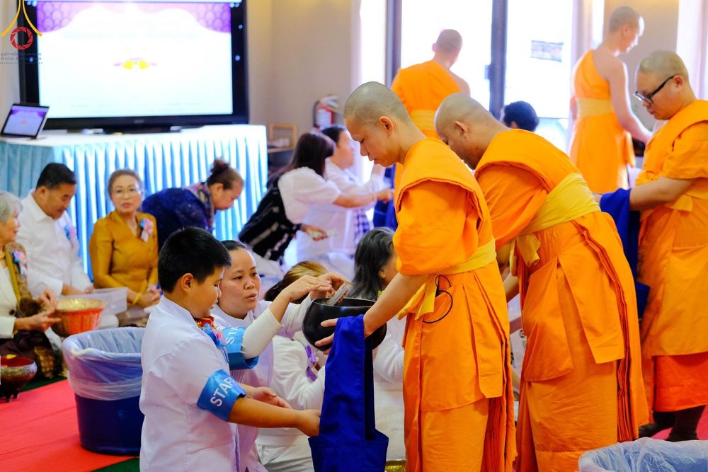 ภาพ No.100762:พิธีทอดกฐินสามัคคี "เพื่อสร้างทุกสิ่ง"  ณ วัดพระธรรมกายมินเนโซตา สหรัฐอเมริกา วันอาทิตย์ที่ 12 พฤศจิกายน พ.ศ. 2566