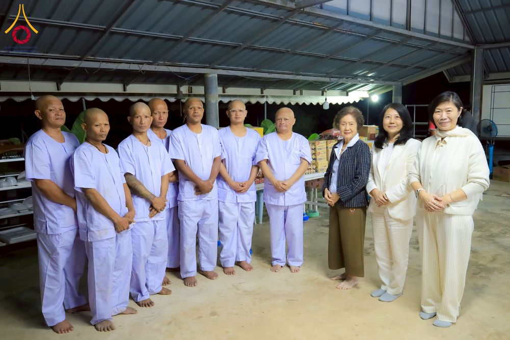 ภาพ No.275910:วันที่ 26-30 พฤศจิกายน พ.ศ. 2568 ทีมพระพี่เลี้ยงตั้งรับ รายงานตัวโครงการบวชบูชาธรรมมหาปูชนียาจารย์ ณ ศูนย์ปฏิบัติธรรมบุรีรัมย์