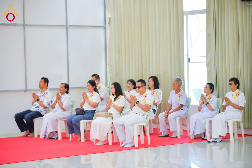 ภาพ No.285122:วันเสาร์ที่ 6 ธันวาคม พ.ศ.2568  พิธีอุปสมบทธรรมทายาท โครงการบรรพชาอุปสมบทหมู่  รุ่นบูชาธรรมมหาปูชนียาจารย์ ประจำปี 2568 ศูนย์ปฏิบัติธรรมและศูนย์อบรมเยาวชนเพชรบุรี อ.ท่ายาง จ.เพชรบุรี ณ วัดศีลคุณาราม อ.เขาย้อย เพชรบุรี