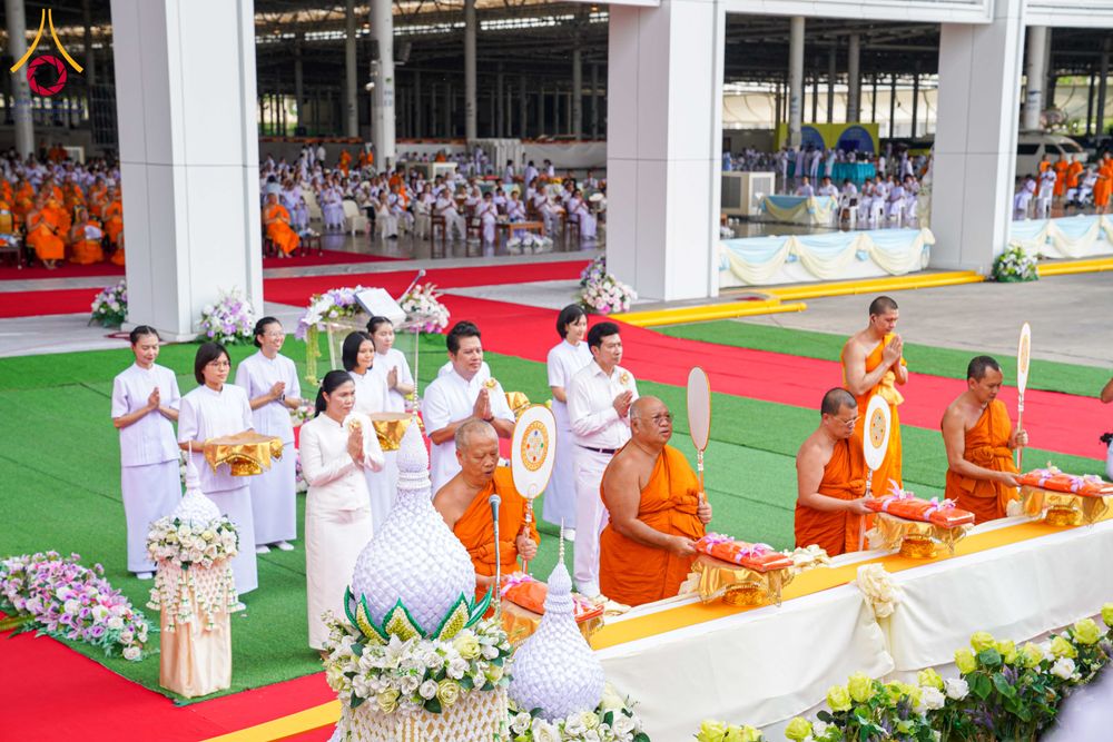 ภาพ No.316592:วันอาทิตย์ที่ 29 มีนาคม พ.ศ. 2569 พิธีทอดผ้าบังสุกุลและพิธีชำระร่าง โยมพ่อณรงค์ จินตมากุล  สิริอายุ 99 ปี 11 เดือน โยมบิดา พระครูปลัดรัตนวีรวัฒน์ (รังสฤษดิ์ อิทฺธิจินตโก) ที่ปรึกษาเจ้าคณะจังหวัดปทุมธานี เจ้าอาวาสวัดพระธรรมกาย  ณ ฌาปนสถานชั่วคราว ทางเข้า 