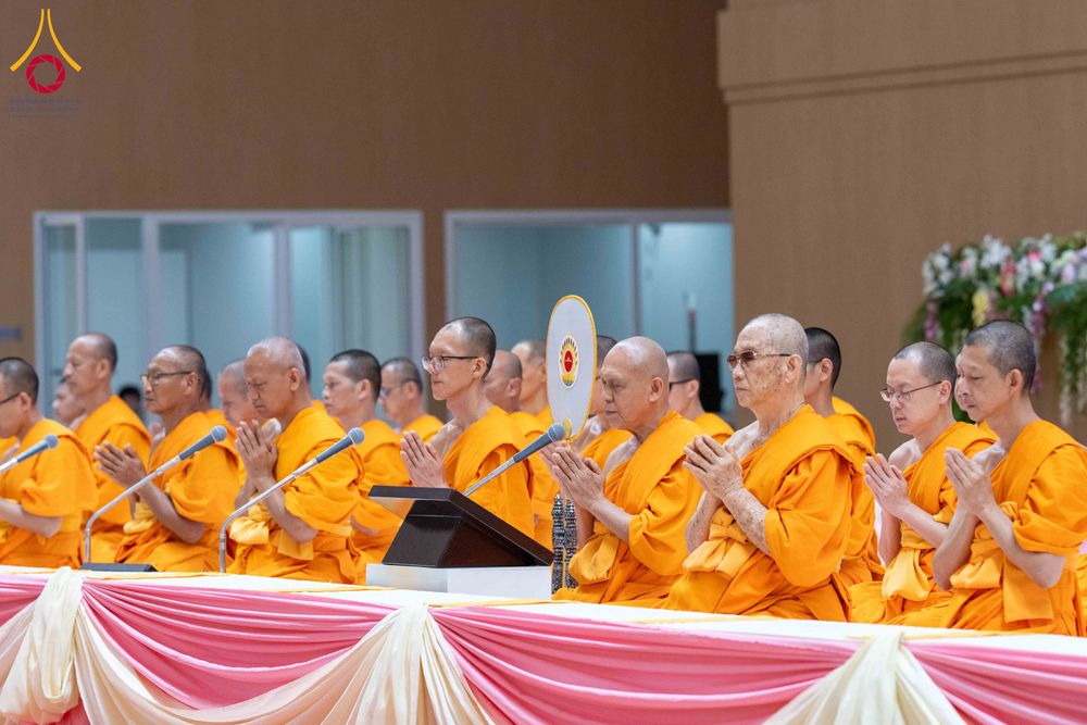 ภาพ No.313653:วันอาทิตย์ที่ 15 มีนาคม พ.ศ. 2569 พิธีร่วมบุญบรรพชาสามเณร 5000 รูป ณ ห้องแก้วสารพัดนึก 2 สภาธรรมกายสากล วัดพระธรรมกาย