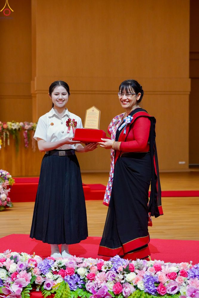 ภาพ No.311909:วันอังคารที่ 3 มีนาคม พ.ศ.2569 พิธีมอบโล่วัชรเกียรติยศ โครงการตอบปัญหาธรรมะทางก้าวหน้า ครั่งที่ 43, พิธีมอบโล่วัชรเกียรติยศ โครงการสอบตอบปัญหาศีลธรรม เพื่อสันติภาพโลก (World-Pec) ครั้งที่ 19 ณ สภาธรรมกายสากล วัดพระธรรมกาย