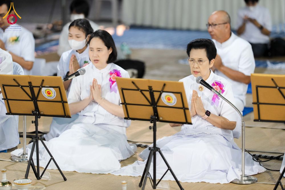 ภาพ No.299166:วันที่ 21 มกราคม พ.ศ. 2569 พิธีถวายภัตตาหารเป็นสังฆทาน แด่พระธรรมยาตรา ณ อนุสรณ์สถานบางปลา วัดบางปลา อำเภอบางเลน จังหวัดนครปฐม ในโครงการธรรมยาตรา กตัญญูบูชา มหาปูชนียาจารย์ พระมงคลเทพมุนี(สด จนฺทสโร) พระผู้ปราบมาร อนุสรณ์สถาน 7 แห่ง ปีที่ 14