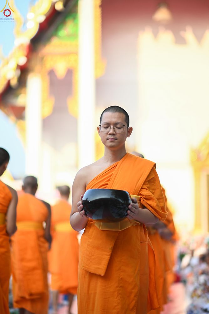 ภาพ No.294470:วันที่ 14 มกราคม พ.ศ. 2569 พิธีตักบาตรพระธรรมยาตรา ณ วัดสองพี่น้อง ต.ต้นตาล อ.สองพี่น้อง จ.สุพรรณบุรี ในโครงการธรรมยาตรา กตัญญูบูชา มหาปูชนียาจารย์ พระมงคลเทพมุนี(สด จนฺทสโร) พระผู้ปราบมาร อนุสรณ์สถาน 7 แห่ง ปีที่ 14