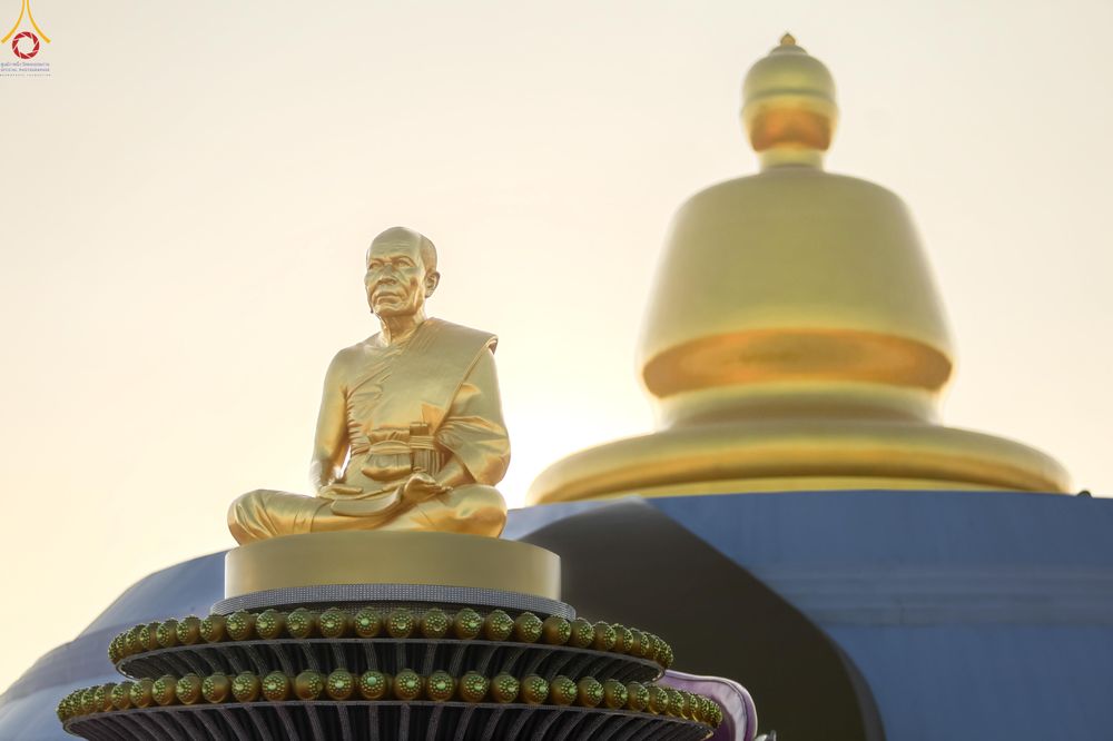 ภาพ No.301976:วันที่ 23 มกราคม พ.ศ. 2569 พิธีจุดประทีปธรรมถวายเป็นพุทธบูชา และบูชาธรรมมหาปูชนียาจารย์  ณ อนุสรณ์สถานลำดับที่ 5 สถานที่เผยแผ่วิชชาธรรมกายครั้งแรก อนุสรณ์สถานบางปลา วัดบางปลา อำเภอบางเลน จังหวัดนครปฐม ในโครงการธรรมยาตรา กตัญญูบูชา มหาปูชนียาจารย์ พระมงคล