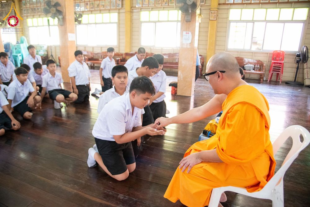 ภาพ No.205250:พิธีทอดผ้าป่าทำนุบำรุงศาสนสถาน ณ วัดบางขัน ตำบลคลองหนึ่ง อำเภอคลองหลวง จังหวัดปทุมธานี ในโครงการธรรมยาตรา กตัญญูบูชา มหาปูชนียาจารย์ พระมงคลเทพมุนี(สด จนฺทสโร) พระผู้ปราบมาร อนุสรณ์สถาน 7 แห่ง ปีที่ 13 วันที่ 30 มกราคม พ.ศ. 2568