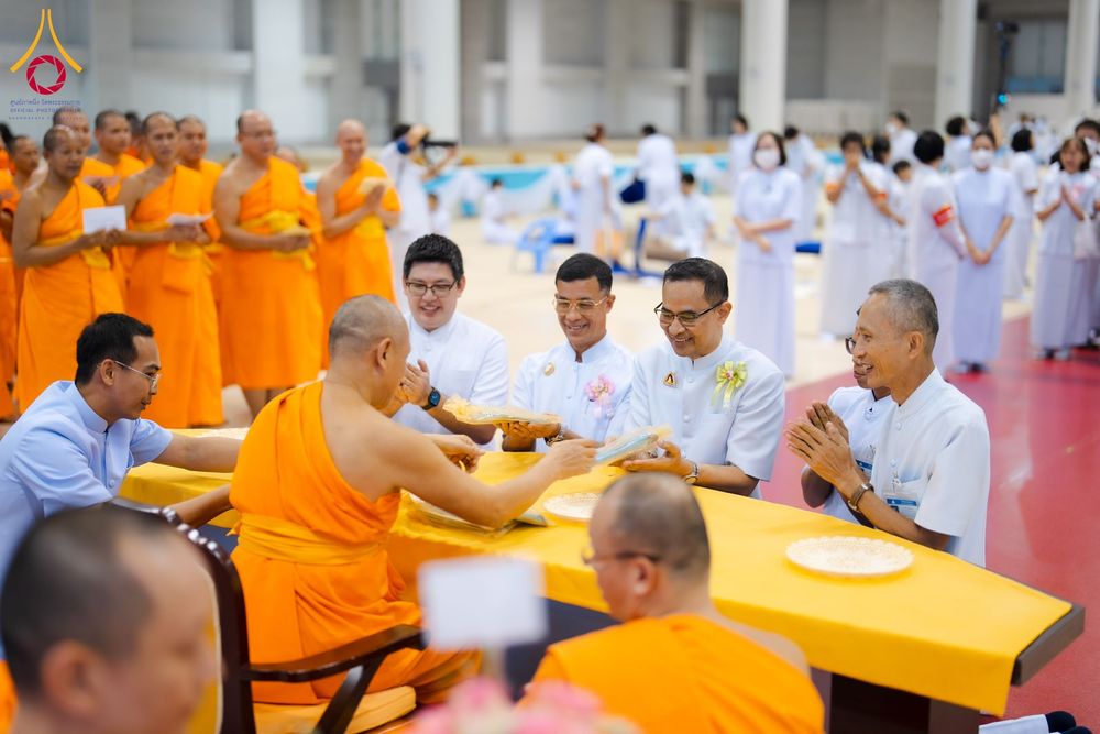 ภาพ No.127393:พิธีมุทิตาสักการะ พระครูปลัดรัตนวีรวัฒน์ เจ้าอาวาสวัดพระธรรมกาย วันอาทิตย์ที่ 3 มีนาคม พ.ศ. 2567