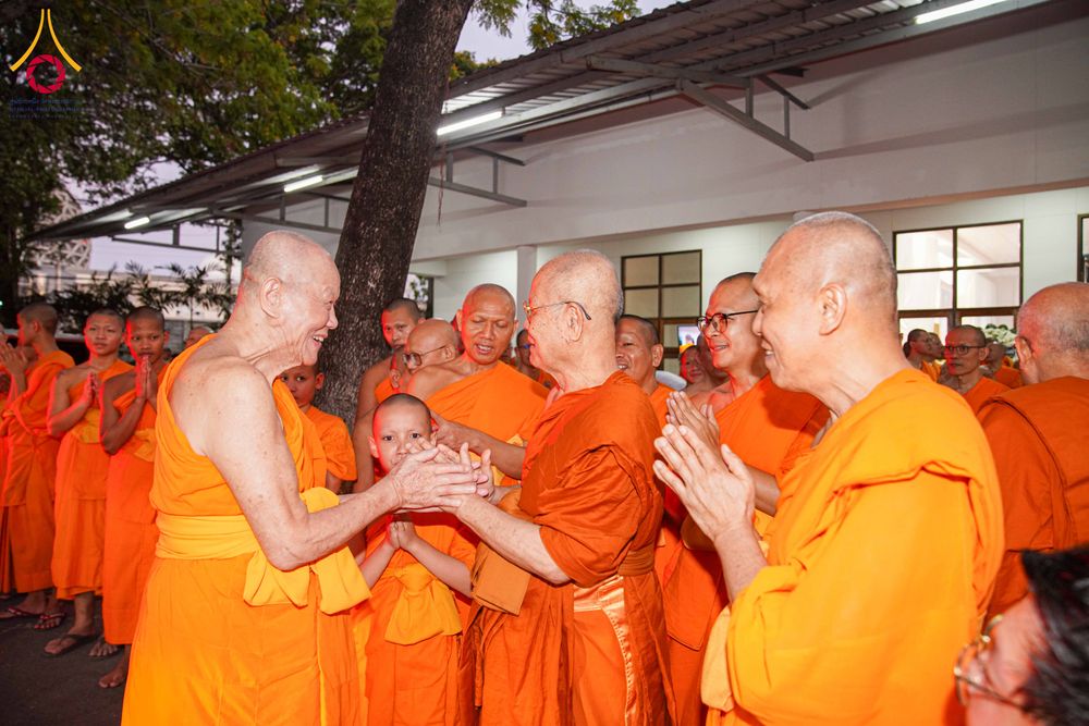 ภาพ No.315205:วันจันทร์ที่ 23 มีนาคม พ.ศ. 2569 พิธีบำเพ็ญกุศล คุณพ่อณรงค์ จินตมากุล  สิริอายุ 99 ปี 11 เดือน โยมบิดา พระครูปลัดรัตนวีรวัฒน์ (รังสฤษดิ์ อิทฺธิจินตโก) ที่ปรึกษาเจ้าคณะจังหวัดปทุมธานี เจ้าอาวาสวัดพระธรรมกาย  ณ ห้องปลูกศรัทธา 2 วัดพระธรรมกาย ปทุมธานี