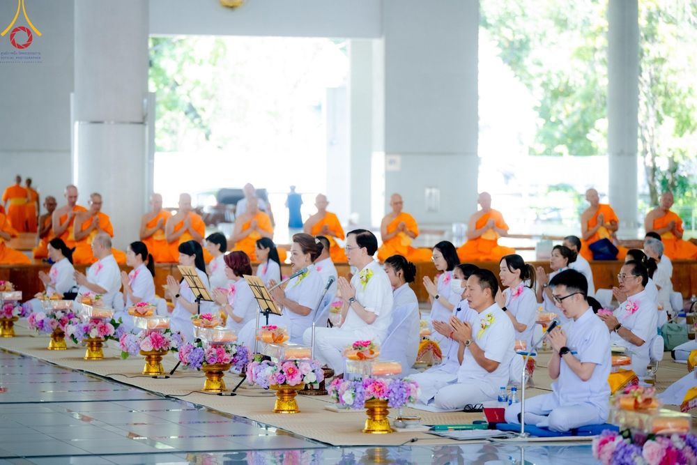 ภาพ No.177437:พิธีถวายภัตตาหารเมนูสวรรค์ และพิธีบุพเปตพลี ครั้งที่ 158 ร่วมอุทิศบุญแด่หมู่ญาติที่ล่วงลับไปแล้ว และสืบทอดอายุพระพุทธศาสนา ณ วัดพระธรรมกาย วันที่ 30 พฤศจิกายน พ.ศ.2567 (วันพระ แรม 15 ค่ำ เดือน 12)
