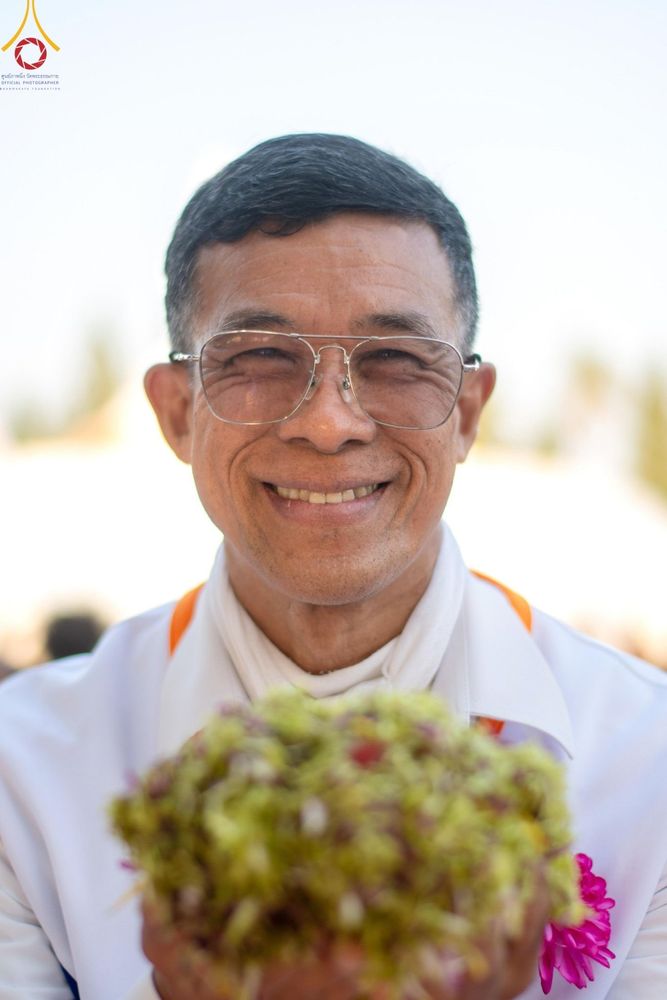 ภาพ No.206144:HAPPY FACE @ธรรมยาตรา # 1 ในโครงการธรรมยาตรา กตัญญูบูชา มหาปูชนียาจารย์ พระมงคลเทพมุนี(สด จนฺทสโร) พระผู้ปราบมาร อนุสรณ์สถาน 7 แห่ง ปีที่ 13 ระหว่างวันที่ 2-31 มกราคม พ.ศ. 2568