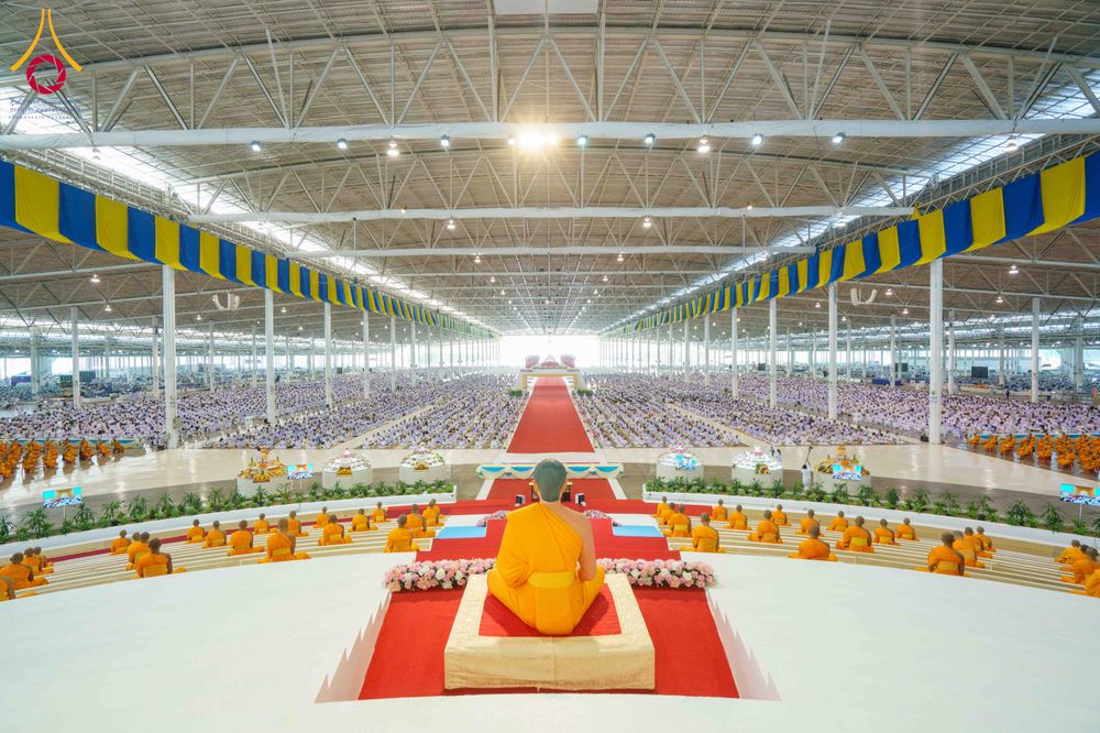 ภาพ No.308337:วันที่ 1  กุมภาพันธ์ พ.ศ. 2569 พิธีบูชาข้าวพระอาทิตย์ต้นเดือน ณ สภาธรรมกายสากล วัดพระธรรมกาย