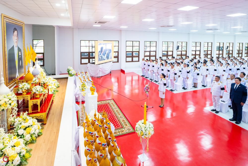 ภาพ No.341754:วันอังคารที่ 28 กรกฎาคม พ.ศ. 2569 คณะสงฆ์และพสกนิกรอำเภอคลองหลวง พร้อมใจจัดพิธีเจริญพระพุทธมนต์ ปฏิบัติธรรม และทำบุญตักบาตร ถวายพระราชกุศลเฉลิมพระเกียรติพระบาทสมเด็จพระเจ้าอยู่หัว