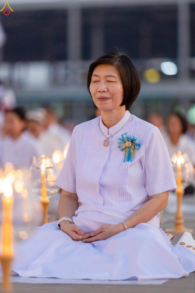 ภาพ No.307971:วันที่ 31 มกราคม พ.ศ. 2569 พิธีจุดประทีปธรรมถวายเป็นพุทธบูชา  และบูชาธรรมมหาปูชนียาจารย์ (ภาพชุดที่ 3) ณ วัดพระธรรมกาย ปทุมธานี ในโครงการธรรมยาตรา กตัญญูบูชา มหาปูชนียาจารย์ พระมงคลเทพมุนี(สด จนฺทสโร) พระผู้ปราบมาร อนุสรณ์สถาน 7 แห่ง ปีที่ 14