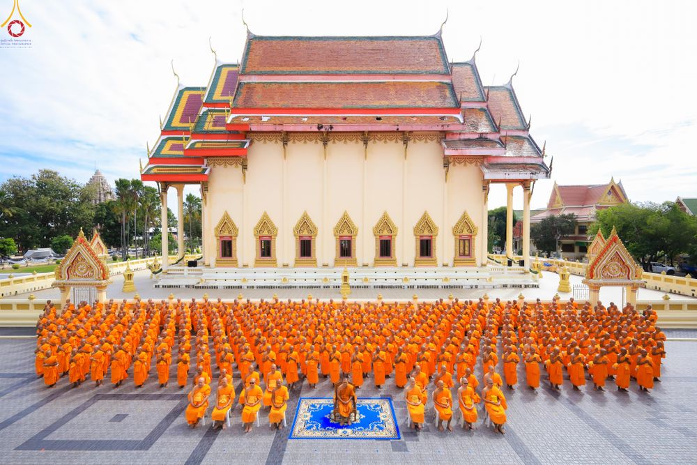 ภาพ No.280442:วันที่ 4 ธันวาคม พ.ศ. 2568 พิธีอุปสมบทหมู่ ในโครงการบวชบูชาธรรมมหาปูชนียาจารย์ 4 วัด ในจังหวัดบุรีรัมย์