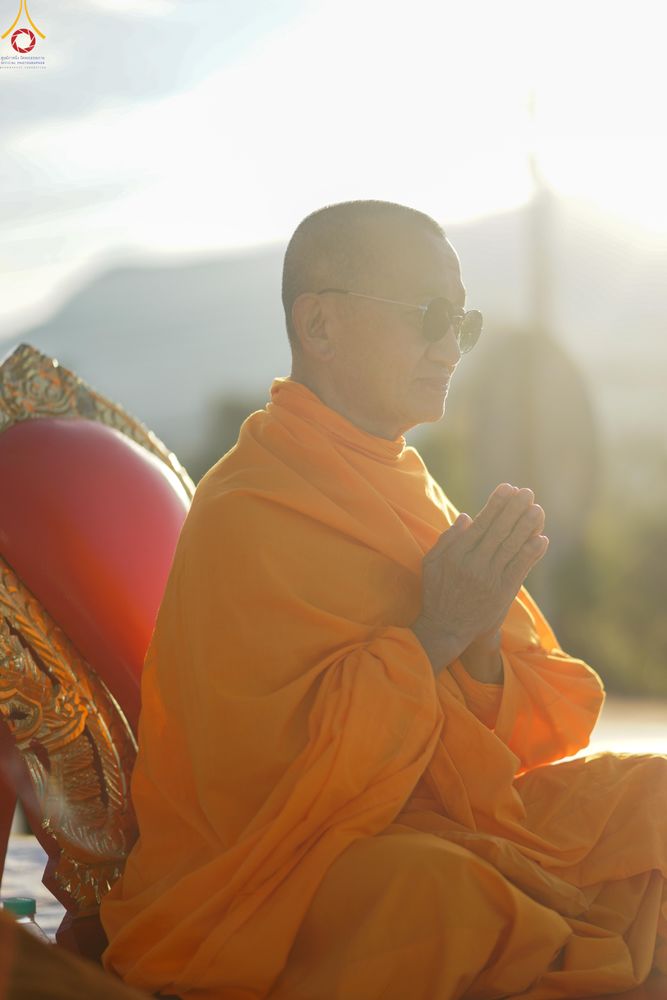 ภาพ No.281379:วันเสาร์ที่ 27 ธันวาคม พ.ศ.2568 พิธีตักบาตรพระ ๑,๐๐๐ รูป   เพื่อความเป็นสิริมงคลแก่ชีวิตและแผ่นดินไทย  มหากุศลครั้งยิ่งใหญ่แห่งปี ส่งท้ายปีเก่า ต้อนรับปีใหม่  ณ ถนนหน้าที่ว่าการอำเภอภูเรือ จังหวัดเลย