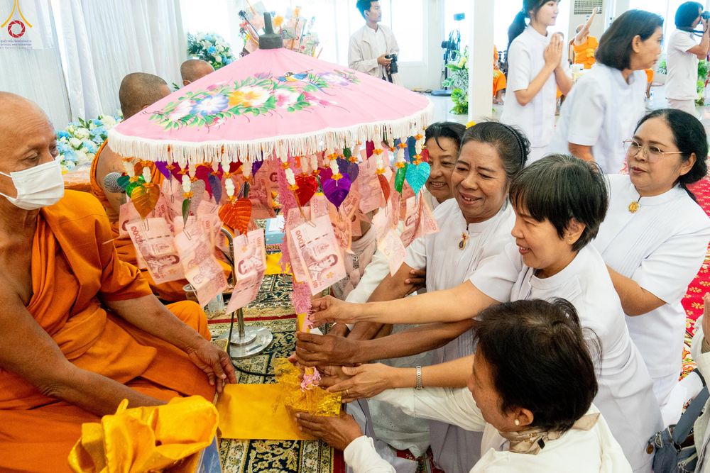 ภาพ No.291860:วันที่ 9 มกราคม พ.ศ. 2569 พิธีทอดผ้าป่าทำนุบำรุงศาสนสถาน ณ วัดศรีเมือง จ.สมุทรสาคร ในโครงการธรรมยาตรา กตัญญูบูชา มหาปูชนียาจารย์ พระมงคลเทพมุนี(สด จนฺทสโร) พระผู้ปราบมาร อนุสรณ์สถาน 7 แห่ง ปีที่ 14