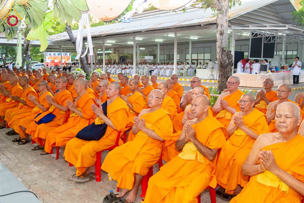 ภาพ No.314539:วันศุกร์ที่ 20 มีนาคม พ.ศ. 2569 พิธีบำเพ็ญกุศล คุณพ่อณรงค์ จินตมากุล โยมบิดา พระครูปลัดรัตนวีรวัฒน์ (รังสฤษดิ์ อิทฺธิจินตโก) ที่ปรึกษาเจ้าคณะจังหวัดปทุมธานี เจ้าอาวาสวัดพระธรรมกาย  ณ ห้องปลูกศรัทธา 2 วัดพระธรรมกาย ปทุมธานี