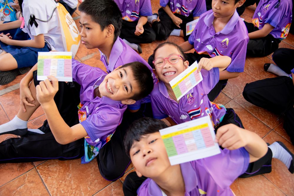 ภาพ No.288936:วันพุธที่ 17 ธันวาคม พ.ศ.2568 กิจกรรมเยาวชนไทยรวมใจทำความดี "เด็กดีมหานคร ต้นแบบด้านศีลธรรม" แข่งขันสอบตอบปัญหาศีลธรรมในพระพุทธศาสนา ครั้งที่ 7 และวันรวมพลังเด็กดี V-Star ประจำปี 2568 ณ วัดมหาธาตุยุวราชรังสฤษฎิ์ราชวรมหาวิหาร กรุงเทพมหานคร