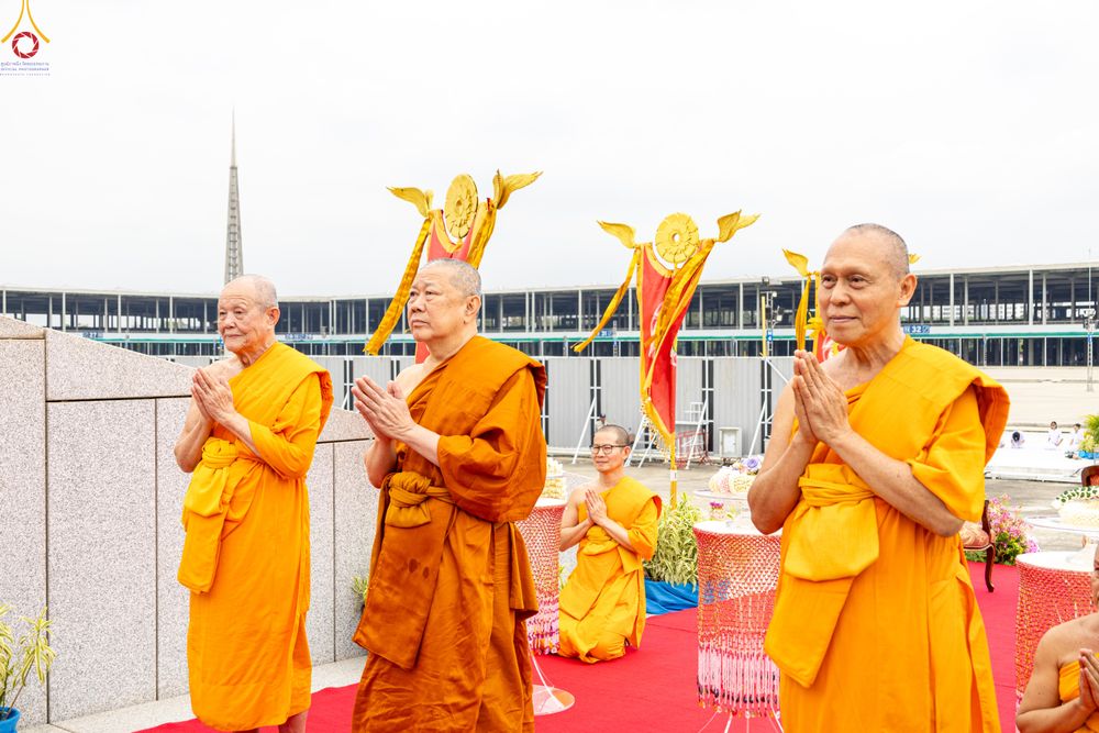 ภาพ No.328544:วันอังคารที่ 12 พฤษภาคม พ.ศ.2569 เจ้าประคุณสมเด็จพระมหารัชมงคลมุนี กรรมการมหาเถรสมาคม เจ้าคณะหนกลาง วัดไตรมิตรวิทยาราม วรวิหาร โปรดเมตตาเป็นองค์ประธาน พิธีเจริญพระพุทธมนต์ อายุวัฒนมงคล 98 ปี คุณแม่จุรี สุทธิผล ณ อาคารปลูกศรัทธา 2 วัดพระธรรมกาย